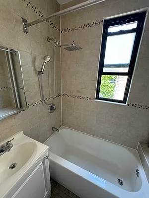 Rented by Remax Real Estate Professionals | media 7