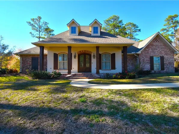 103 Winthrop Place Dr, Pineville, LA 71360