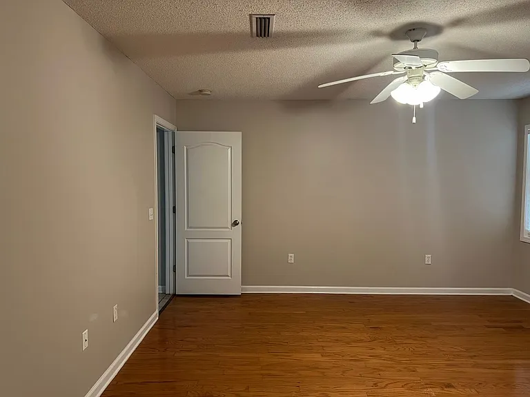 118 Sioux St — Photo 10