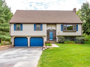 21 Longmeadow Rd, Norfolk, MA 02056