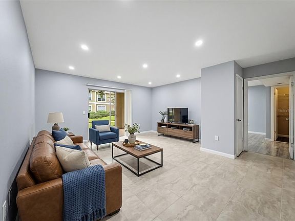 2nd image of 9481 HIGHLAND OAK DRIVE #1502