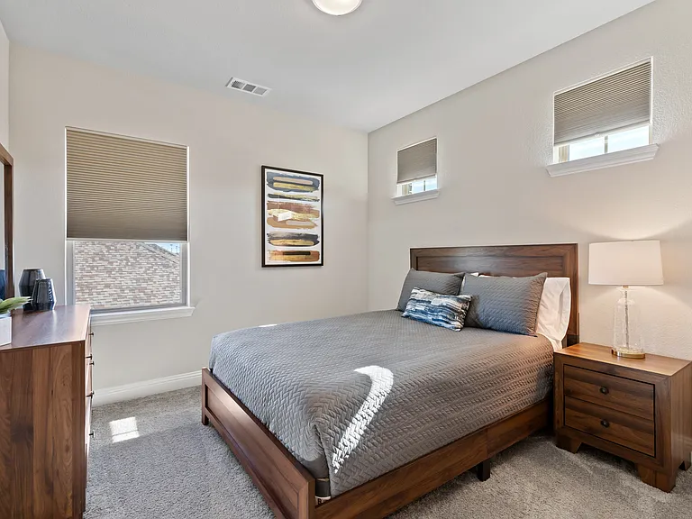 950 Waterview Dr — Photo 21