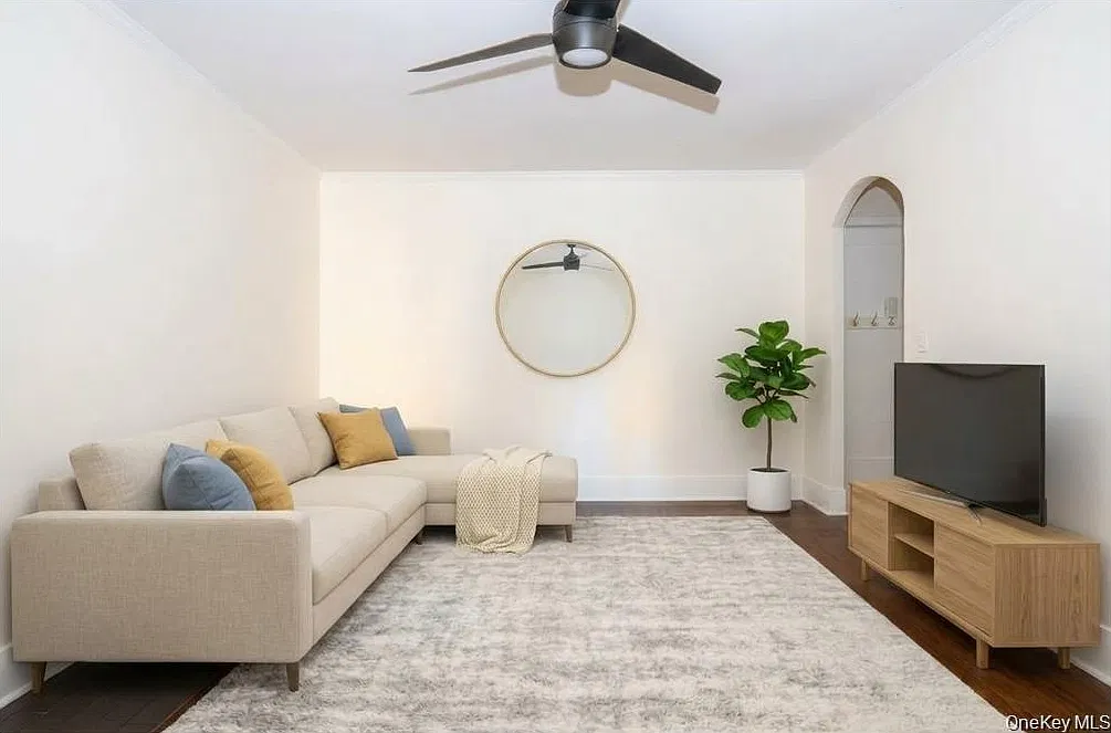 1 bed, 1.0 bath, 720 sqft, $2,100 — Photo 4
