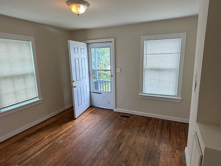 1108 Halifax St — Photo 25