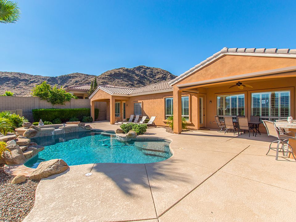 1st image of 2801 W Amberwood Dr