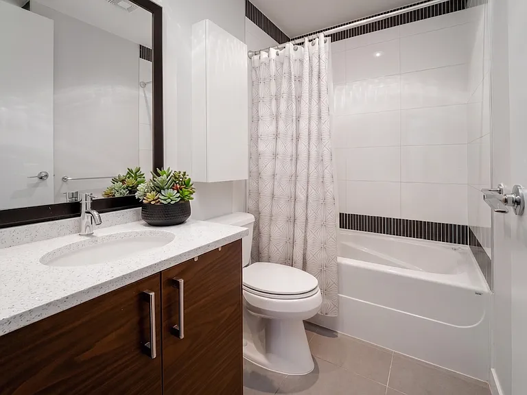 2345 Madison Ave #1503 — Photo 18