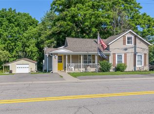 3977 W Walworth Rd, Macedon, NY 14502