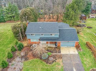 3540 Maplevue Dr, Bethel Park, PA