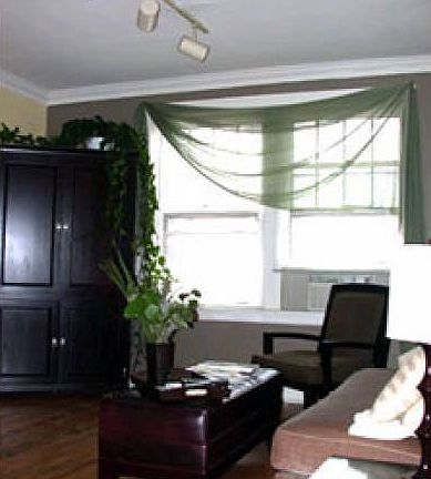 5th image of 610 W Belmont Ave APT 2E