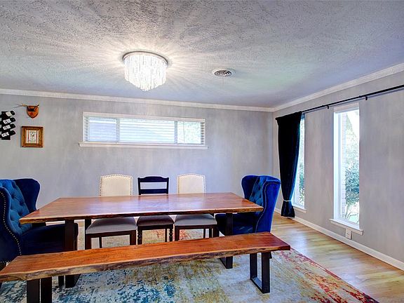 4th image of 8922 Sweetwater Dr
