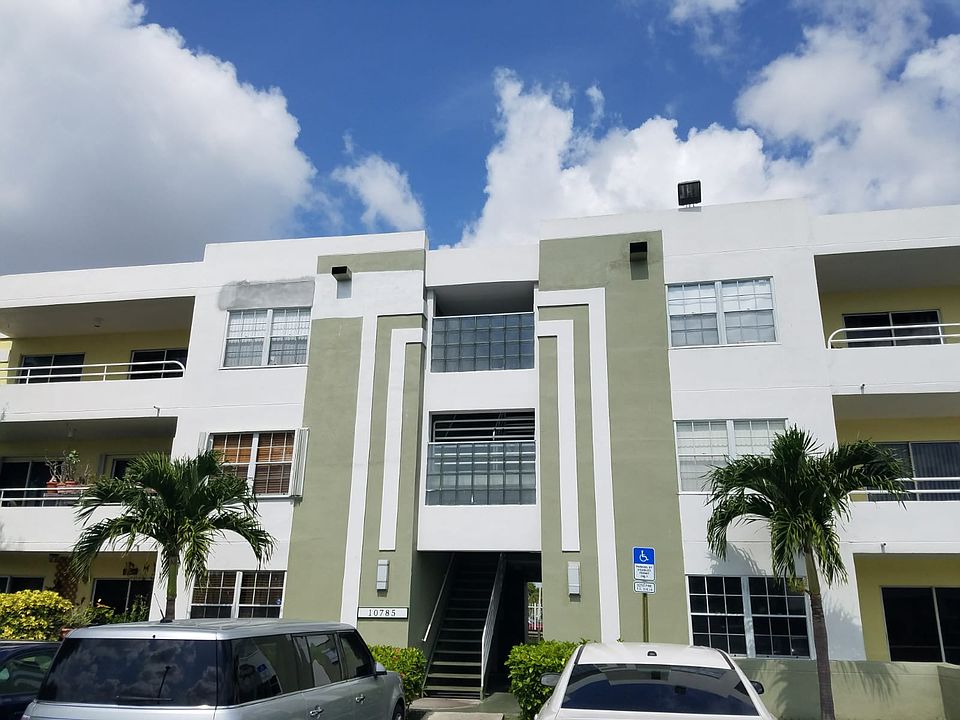 1st image of 10785 SW 108th Ave APT 102