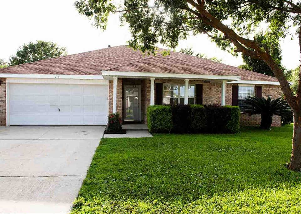 1st image of 210 Darrah Cir