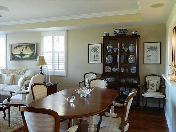 5th image of 4775 S Harbor Dr APT 204