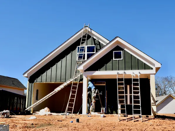 225 Timsbury Dr, Athens, GA 30607