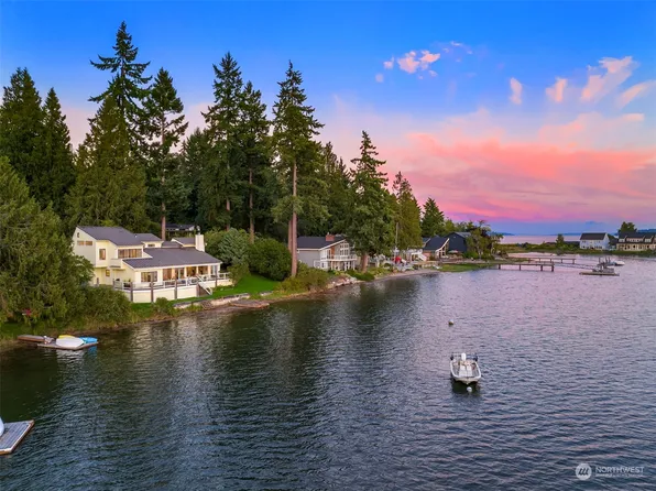 20635 Chief Sealth Drive NE, Indianola, WA 98342