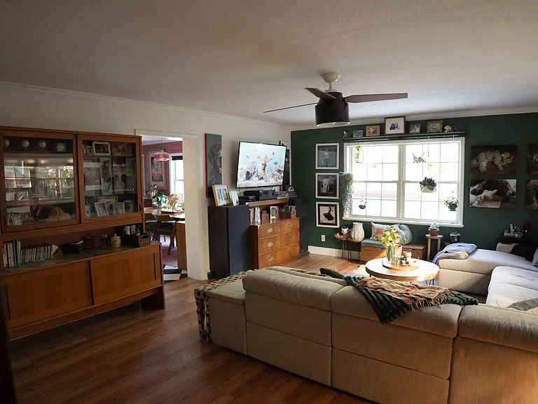 Huntington Rd — Photo 17
