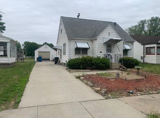 2846 E 4th St, Waterloo, IA 50703