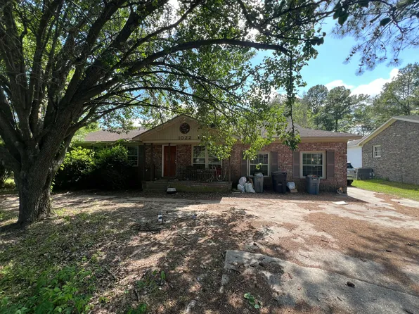 1022 Miles Jamison Rd, Summerville, SC 29485