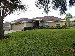 1110 Stationside Dr, Oakland, FL 34787