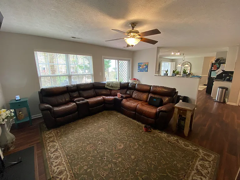 3904 Saint Marys Cir — Photo 32