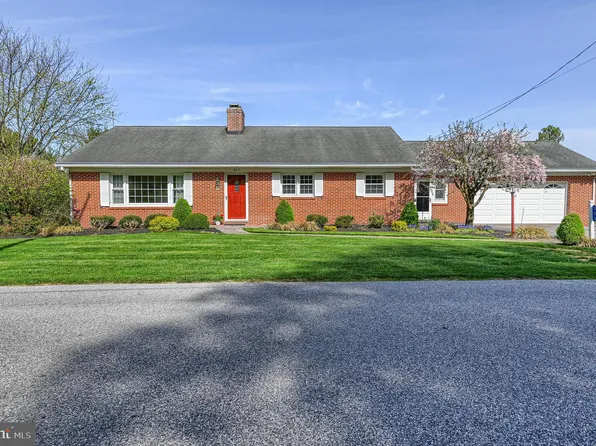 303 Chestnut St, Delta, PA 17314