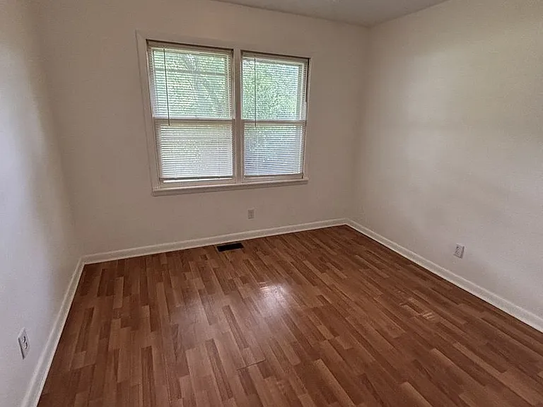 143 Roy Webb Rd — Photo 3