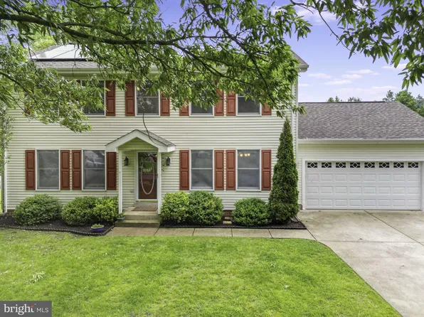 6442 Waterdale Ct, Bealeton, VA 22712