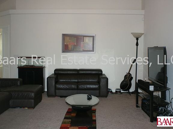2nd image of 8469 Island Dr