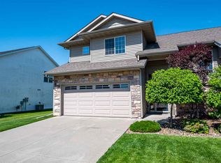 105 Watercress Rd, North Liberty, IA 52317