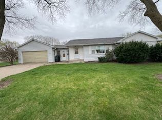 501 Idaho Rd, Cedar Falls, IA 50613