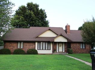 3830 S Virginia Pl, Springfield, MO 65807