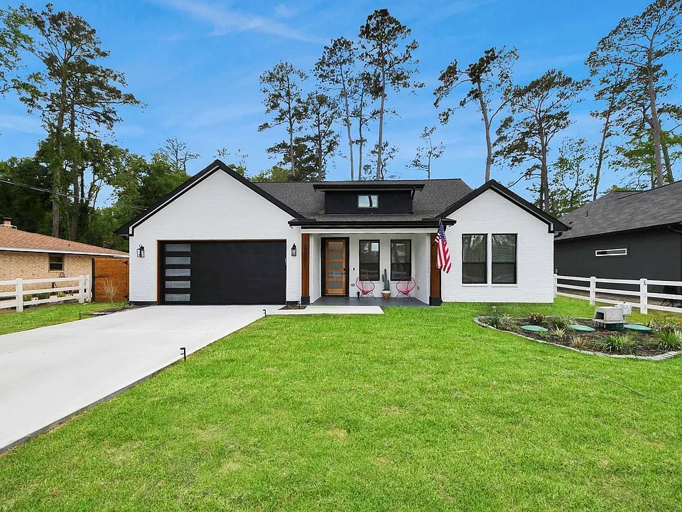 23851 Creekwood Dr
