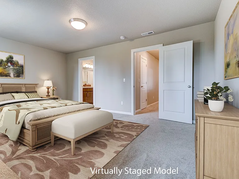 Air Conditioning! Beautiful Newer Construction Home! 3 Master Bedrooms! — Photo 4