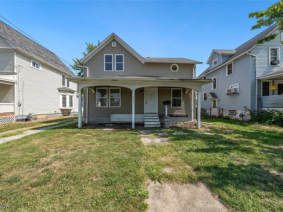 1st image of 2643 Oakdale Ave