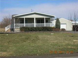 404 Gambee Rd, Geneva, NY 14456