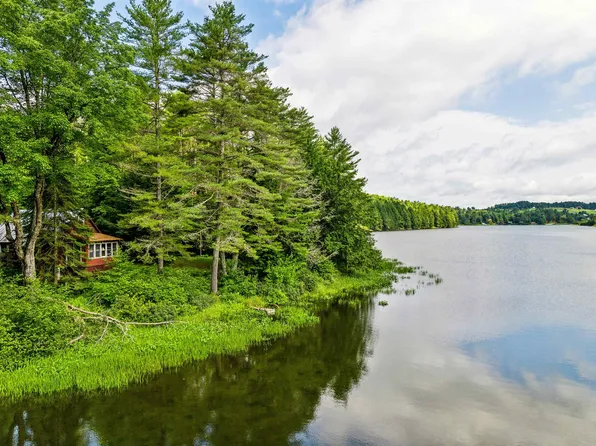 240 Spruce Drive, Ryegate, VT 05069