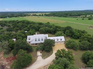 129 Siebeneicher Rd, Boerne, TX 78006