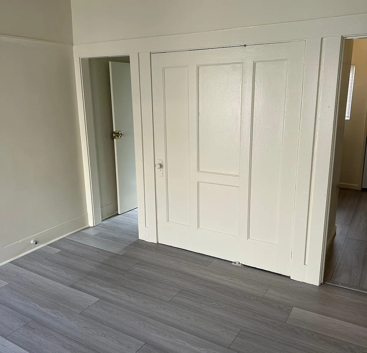Studio, 320 sqft, $1,395 — Photo 1