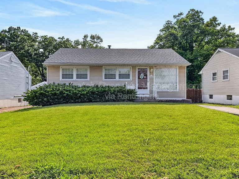 10527 Prestwick Dr — Photo 1