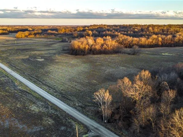 NW 800th Rd, Creighton, MO 64739