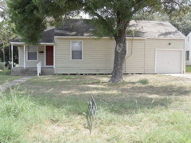 1st image of 915 N Lantana Dr