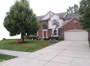 26704 Senator Blvd, Southfield, MI