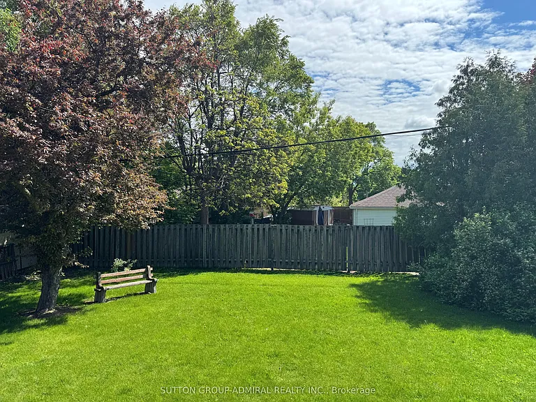 35 Coppermill Dr — Photo 48