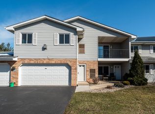 1133 N Sunnyslope Dr UNIT 201, Racine, WI 53406