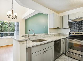 11719 Summerchase Cir SUITE 1719E, Reston, VA 20194