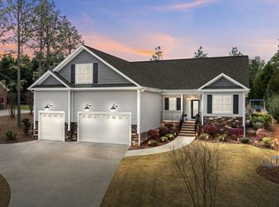 135 Swaringen Dr, West End, NC 27376