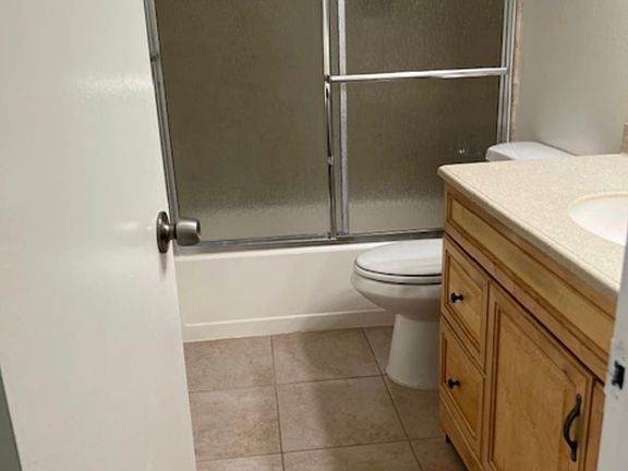 3rd image of 3752 Hughes Ave APT 15