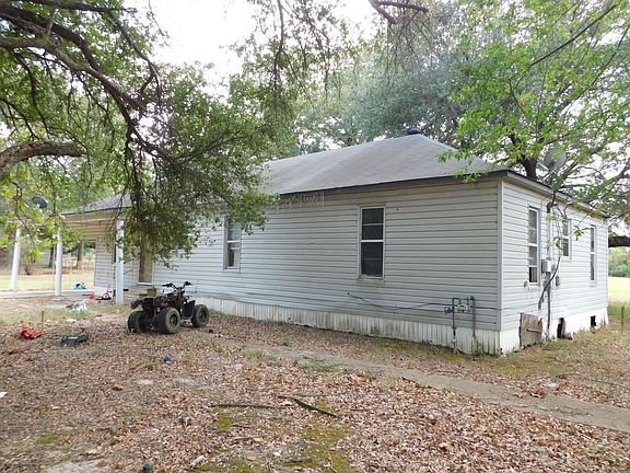 3rd image of 1643 Walnut Rd