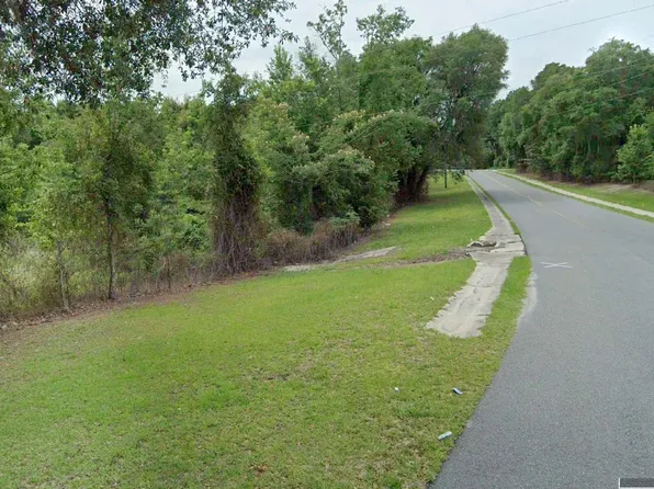 577 NW Hall Of Fame Dr, Lake City, FL 32055