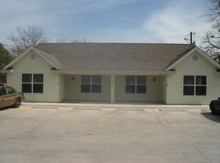 203 Railroad St APT 4B, Buda, TX 78610